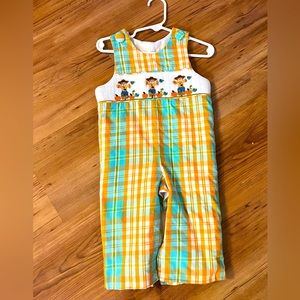 Delaney longall with scarecrow smock